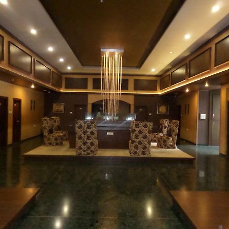 Matrix Inn Chakan Bagian luar foto