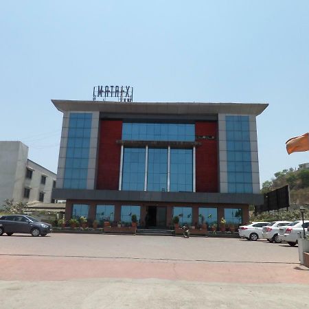 Matrix Inn Chakan Bagian luar foto