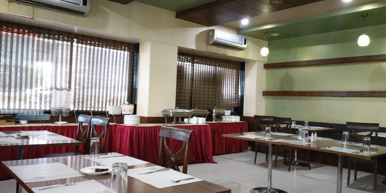 Matrix Inn Chakan Bagian luar foto